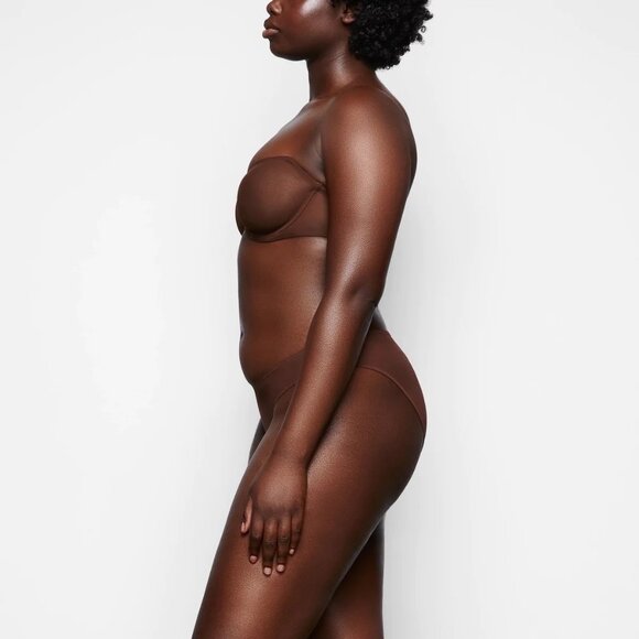 SKIMS Ultra Fine Mesh Strapless Bra Underwire Convertible 42D Jasper - Picture 13 of 13